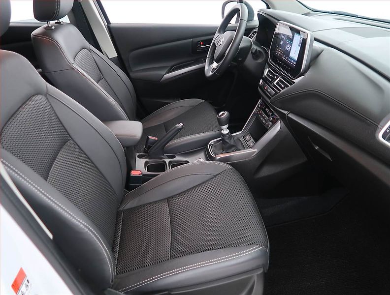 Suzuki SX4 S-Cross (2024) 1.4 BoosterJet - fotka 9 z 21
