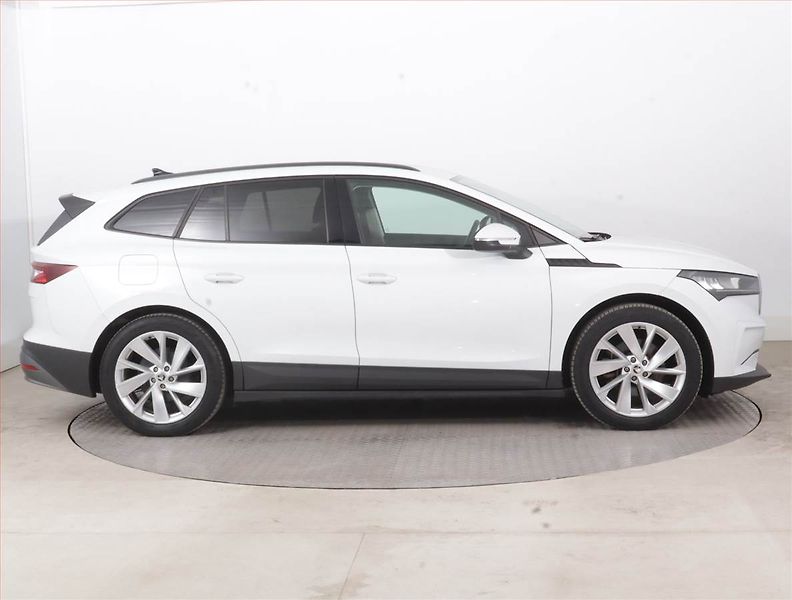 Škoda Enyaq (2021) 60 (62 kWh), SoH 91% - fotka 6 z 19
