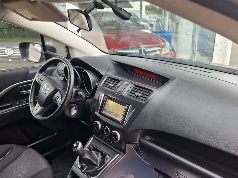 Mazda 5 1,6 MZR-CD 85kW 7MÍST +ALUZIMA - fotka 23 z 40