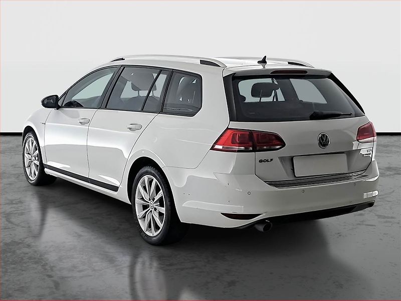 Volkswagen Golf (2016) Highline 1.2 TSI, Serv.kniha - fotka 4 z 17