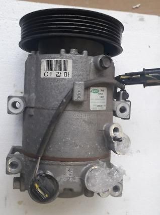 Hyundai i30 klimakompresor, startér, alter - fotka 1 z 1