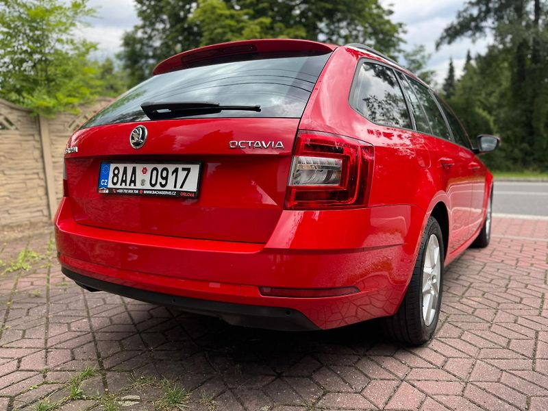 Škoda Octavia 1.6 1.MAJITEL ČR DPH NEBOURÁNO - fotka 4 z 25