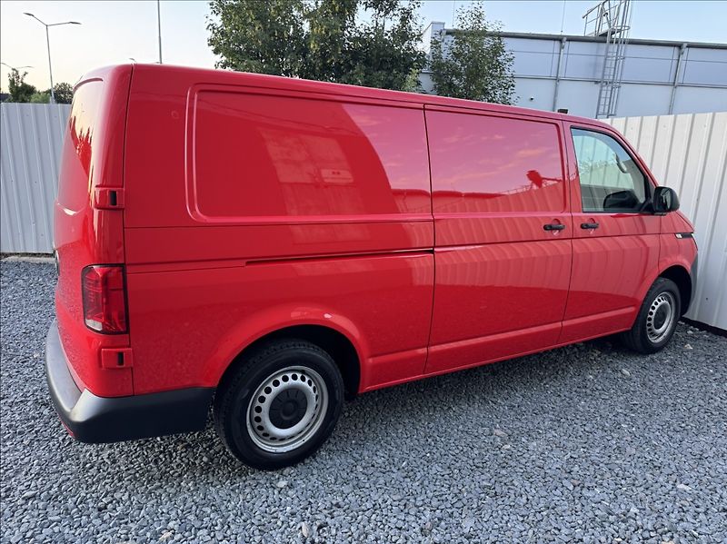Volkswagen Transporter 2,0 TDI DSG LONG DPH 1.maj ČR - fotka 15 z 50