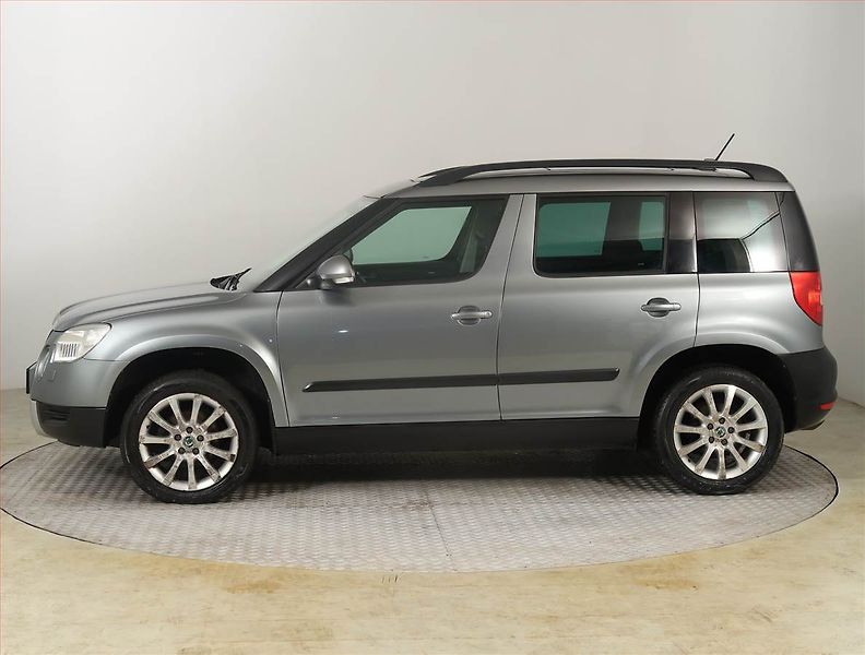 Škoda Yeti (2011) Elegance 2.0 TDI, 4X4 - fotka 3 z 23