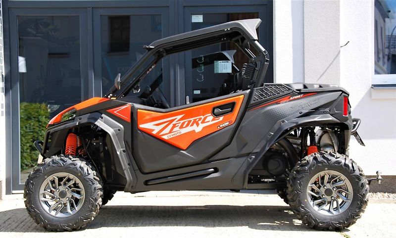 CFMOTO (2026) Gladiator Z950 Sport ORANGE - fotka 5 z 20