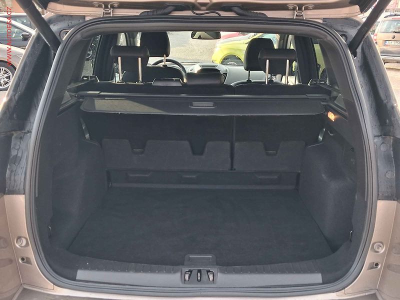 Ford Kuga (2019) 1.5i, Bixen, navi - fotka 7 z 23
