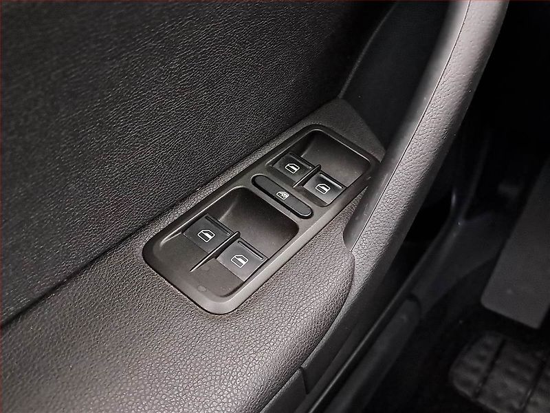 Škoda Yeti (2016) 2.0 TDI, 4X4, Automat, Navi - fotka 19 z 20