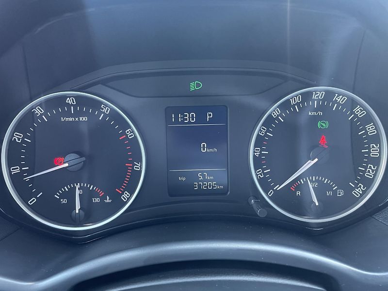 Škoda Octavia AMBIENTE 1.2 TSI 77 kW - ZTP - fotka 12 z 20