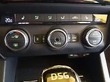 Škoda Octavia 2.0 TDI Combi RS NAVI WEBASTO  - náhled 13