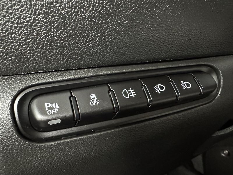 Fiat 500e La Prima Kamera LED Assist - fotka 20 z 44