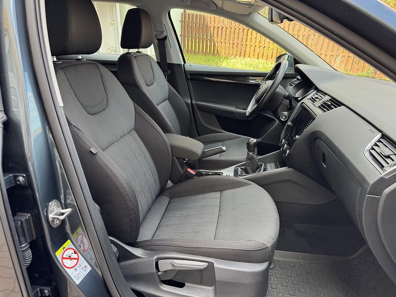 Škoda Octavia (2017) Combi Style - fotka 24 z 28