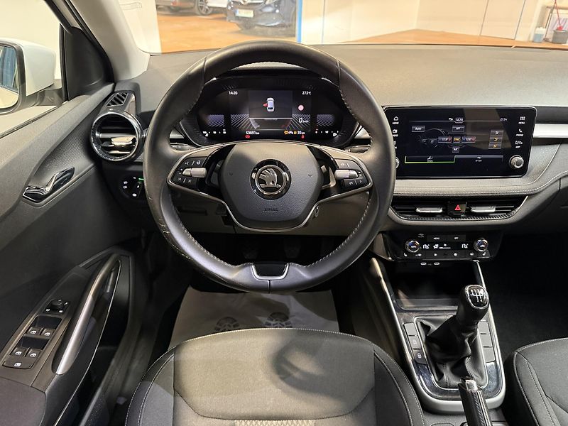 Škoda Fabia 1.0 TSI 70kW Selection - fotka 6 z 13