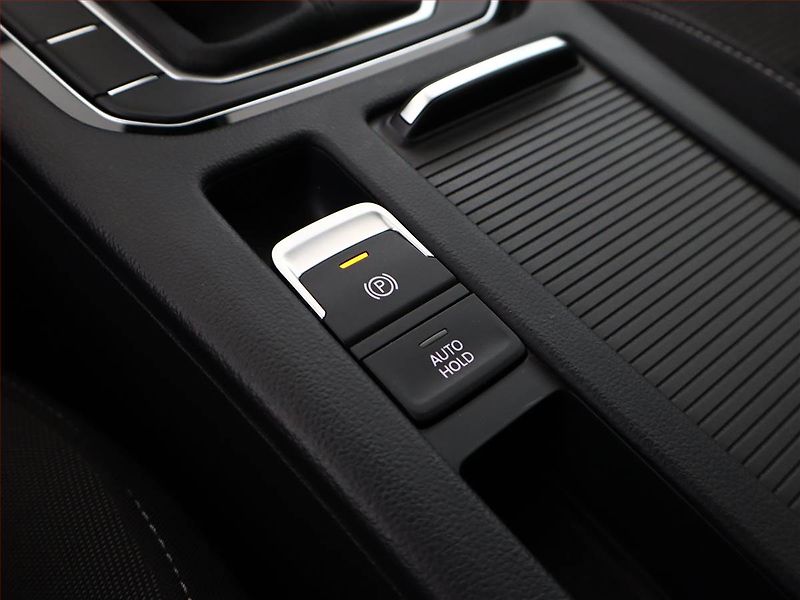 Volkswagen Arteon (2018) 1.5 TSI - fotka 15 z 18