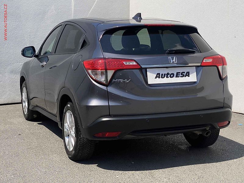 Honda HR-V (2020) 1.5 VTEC, ČR, Elegance, AT - fotka 6 z 19