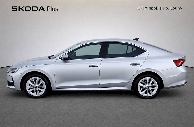 Škoda Octavia (2025) Top Selection 1,5 Tsi 110 Kw D - fotka 3 z 42