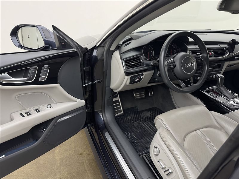 Audi A7 3,0 BiTDi NZTOP HUD PPF VZDUCH - fotka 31 z 46