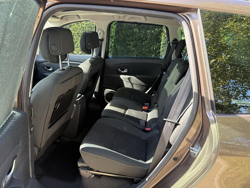Renault Grand Scénic 1.4 TCe Dynamique - fotka 21 z 30