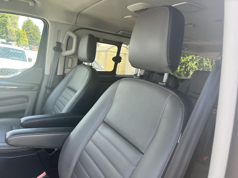 Ford Tourneo Custom 2.0TDCi 8MÍST AUTOMAT odp.DPH - fotka 12 z 46