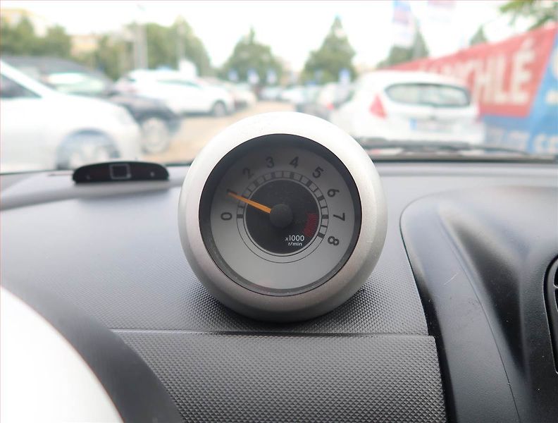Daihatsu Sirion (2006) 1.3, po STK, levný provoz - fotka 14 z 16