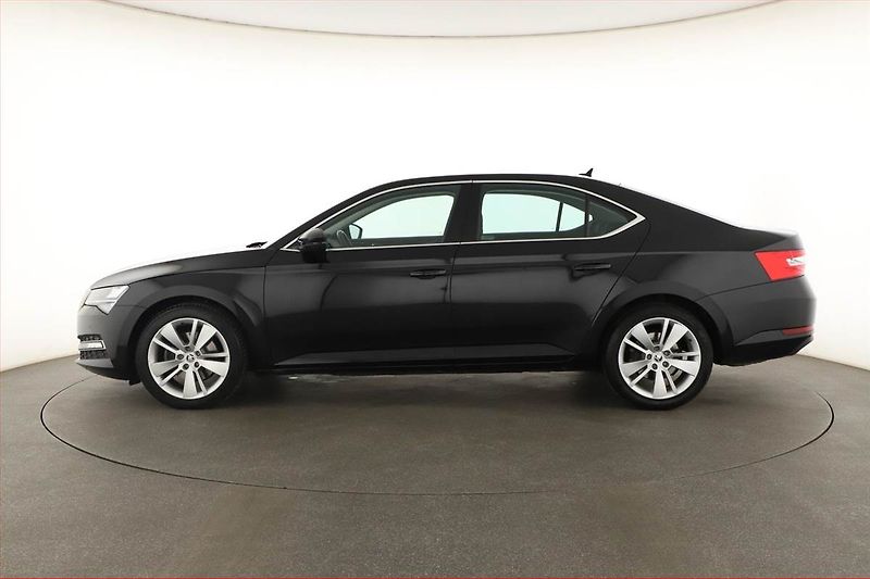 Škoda Superb (2020) Style 2.0 TDI, Automat, ČR - fotka 3 z 19