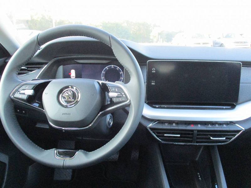 Škoda Octavia liftback Style 2,0TDI/110kW DS - fotka 12 z 15
