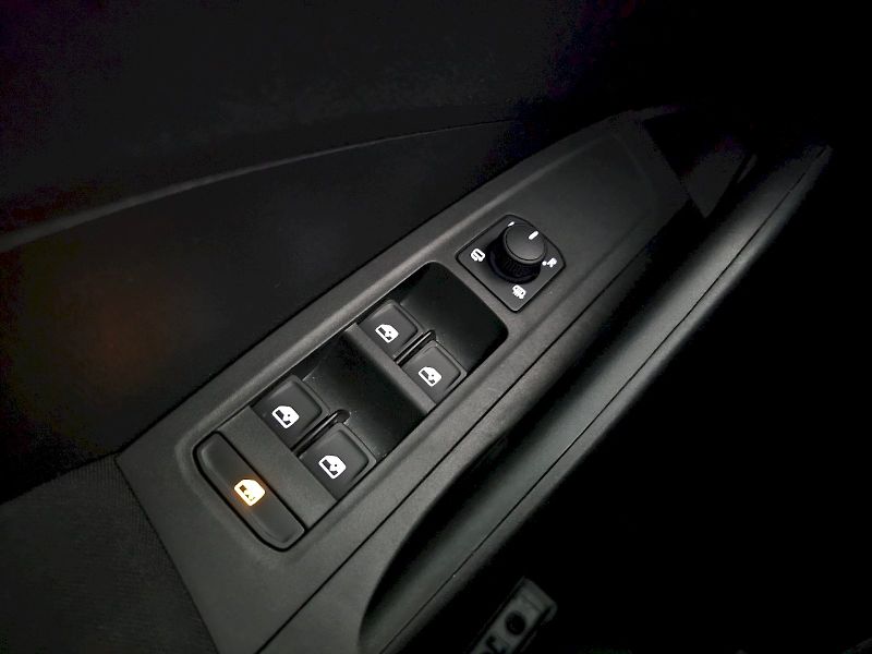 Škoda Fabia (2025) 1.0 TSI 70kW SELECTION - fotka 16 z 25