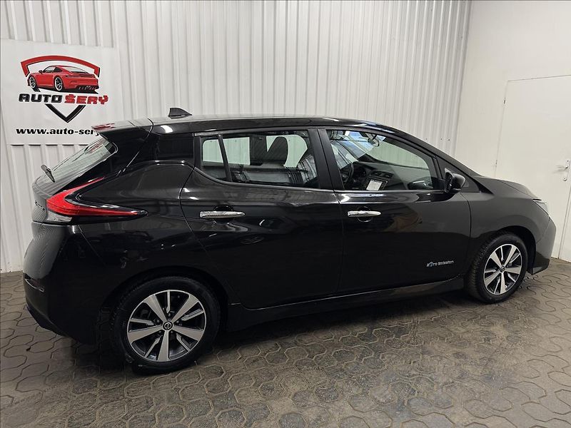 Nissan Leaf Electric drive 110kW Business - fotka 9 z 41