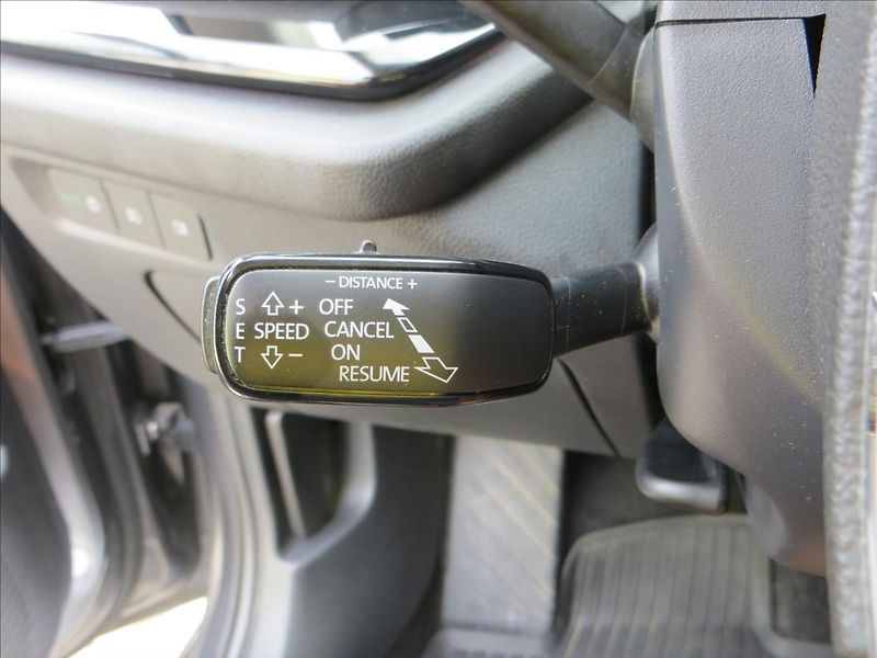Škoda Octavia 2,0 TDI DSG Style 110kW Tažné - fotka 24 z 31
