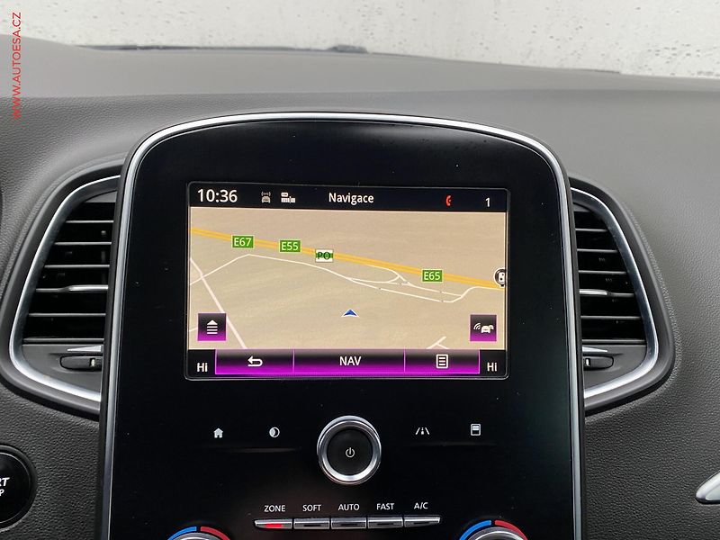 Renault Grand Scénic (2017) 1.5 dCi, 1.maj, AT, TZ, navi - fotka 17 z 19