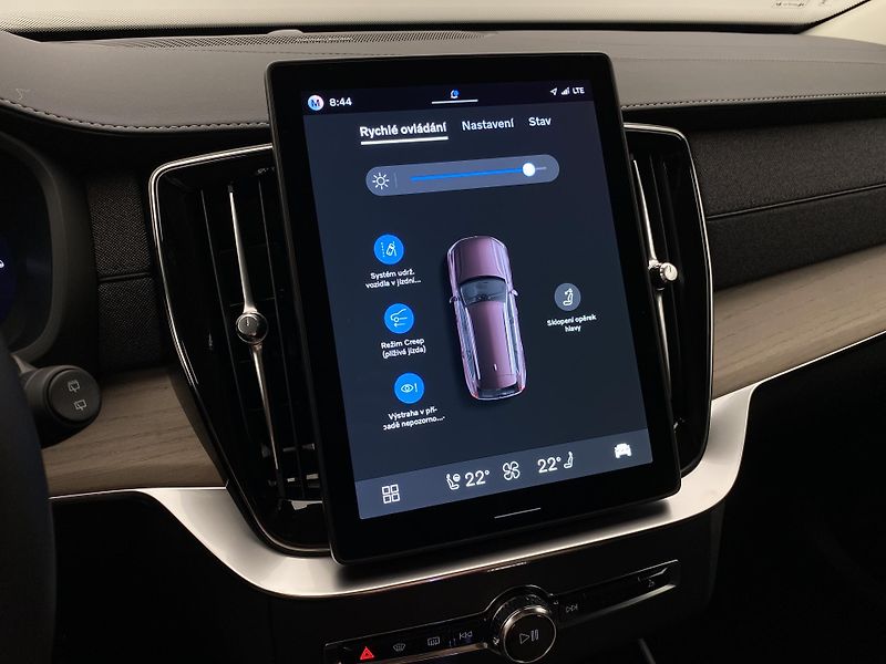 Volvo XC90 (2026) T8 AWD RECHARGE BRIGHT PLUS 7m - fotka 48 z 72