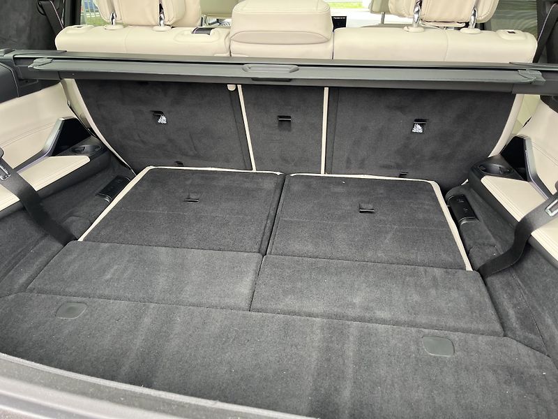 BMW X7 (2022) XDRIVE 4.0d - fotka 17 z 19