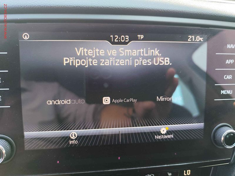 Škoda Octavia (2017) 2.0TDi, LED, navi - fotka 17 z 25