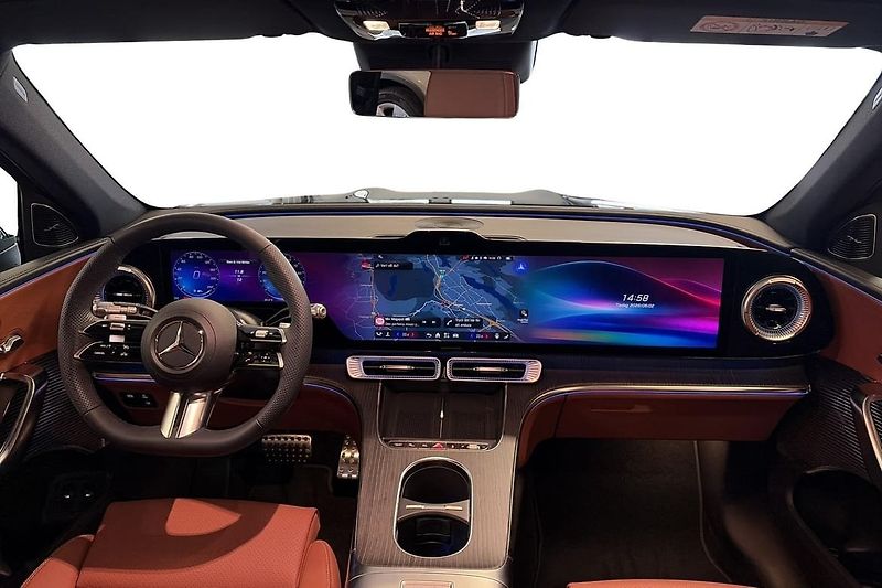 Mercedes-Benz CLC 400 4M AMG Burm Hyperscreen Pa - fotka 10 z 24