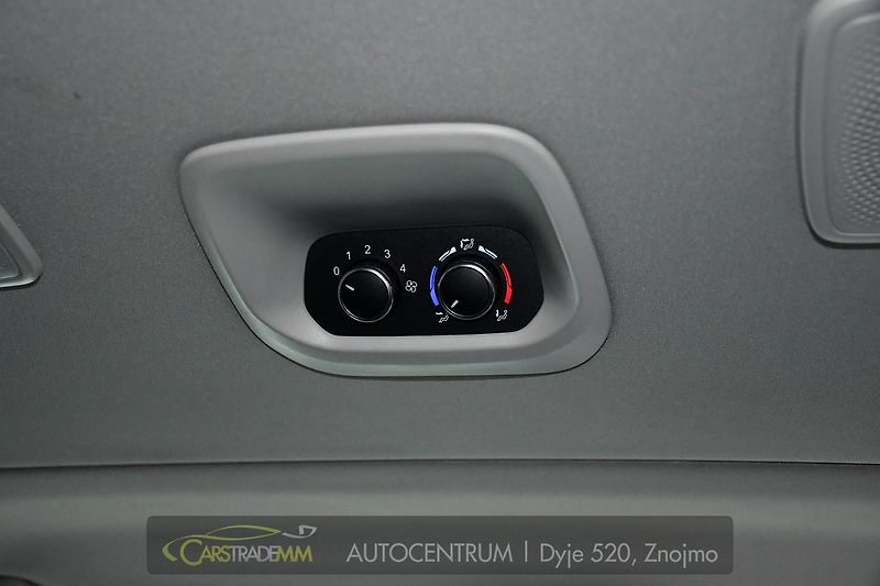 Ford Tourneo Custom 2.0EcoBlue 8MÍST ACTIVE ZÁRUKA - fotka 44 z 50