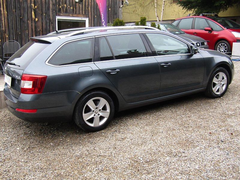 Škoda Octavia (2016) 1.6 TDI 81kW   VÝHŘEVY - fotka 10 z 41