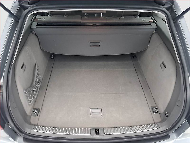 Audi A4 (2005) 2.0 TDI, Automat, nová STK - fotka 14 z 17