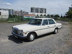 Mercedes-Benz 280 (1972) W114 - fotografie inzerátu