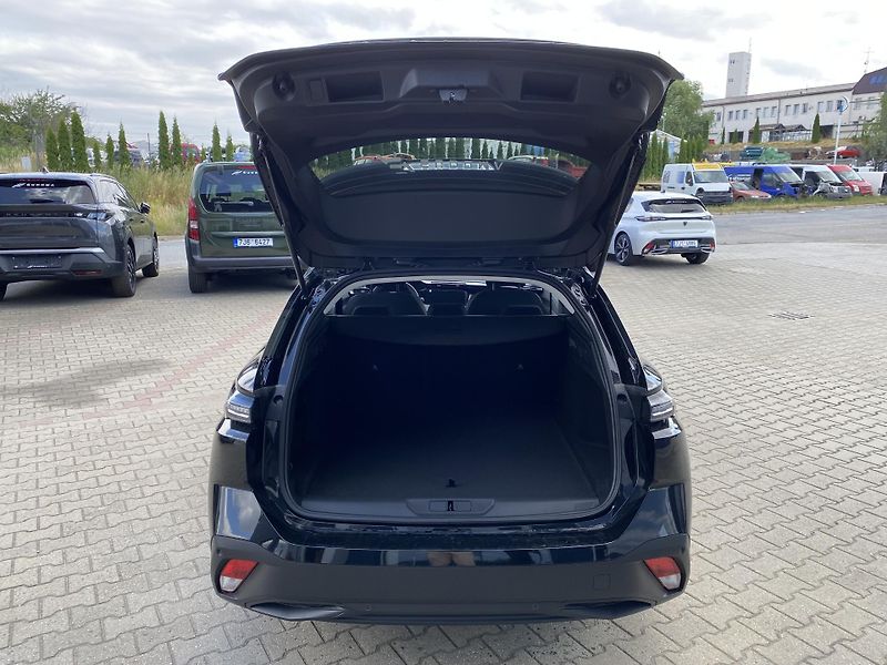 Peugeot 308 (2025) SW STYLE BlueHDi 130 S&S EAT8 - fotka 8 z 27