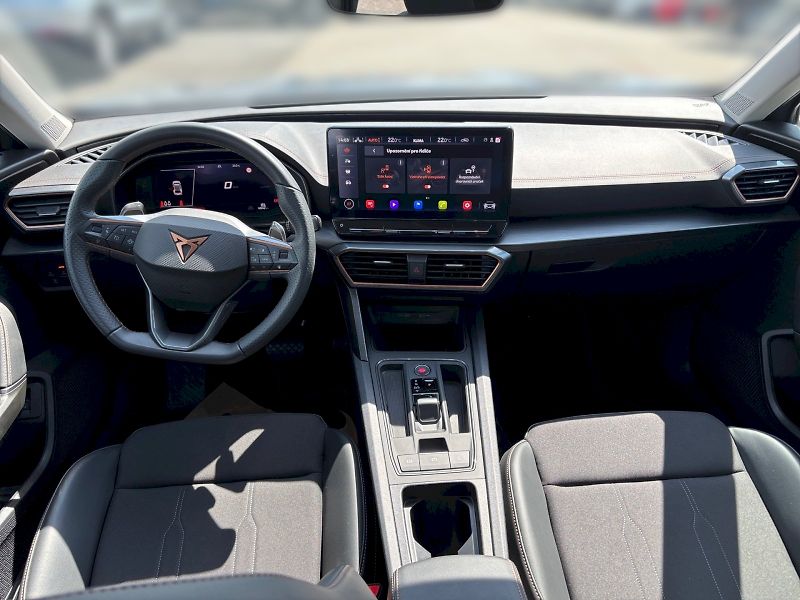 Cupra Formentor (2024) 1.5 TSI 150K DSG - fotka 5 z 30