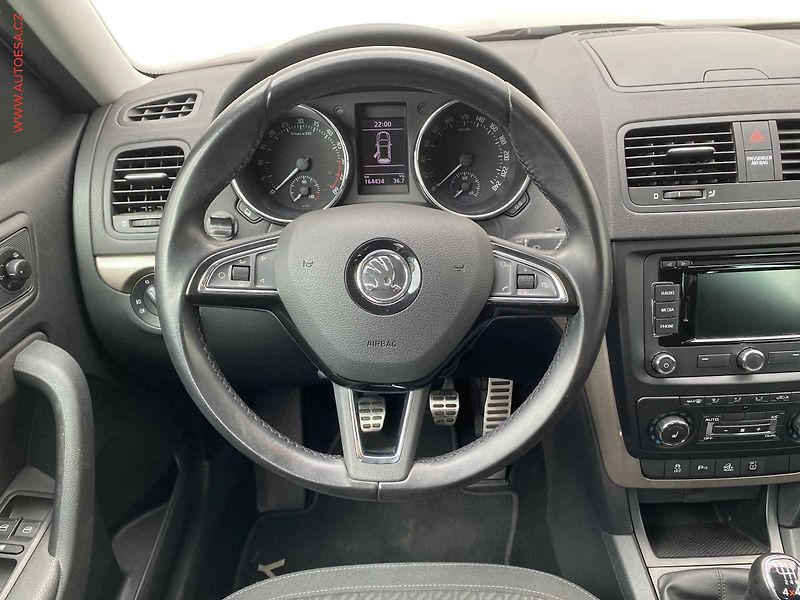Škoda Yeti (2014) 2.0 TDi 4x4, Elegance, TZ - fotka 11 z 18
