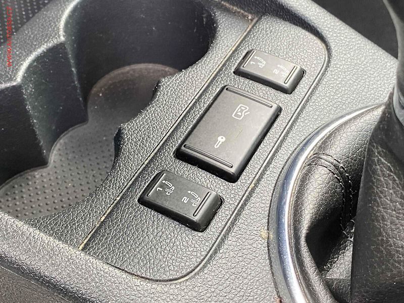 Škoda Roomster (2013) 1.2 TSI, Ambition, TZ - fotka 15 z 19