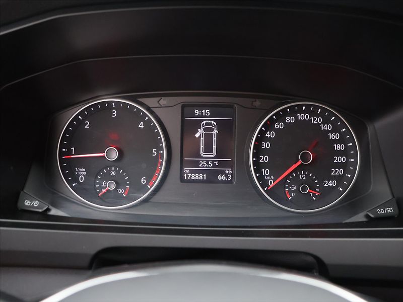 Volkswagen Caravelle 2,0 TDI 110kW CZ 9-Míst DPH - fotka 16 z 29