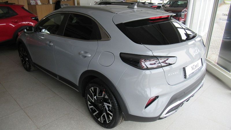 Kia XCeed (2026) CD 1,6 T-GDi GPF 7DCT STEEL ED - fotka 2 z 7