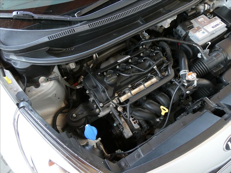 Kia Rio 1,2 i 62kW serviska, NAVI - fotka 37 z 44
