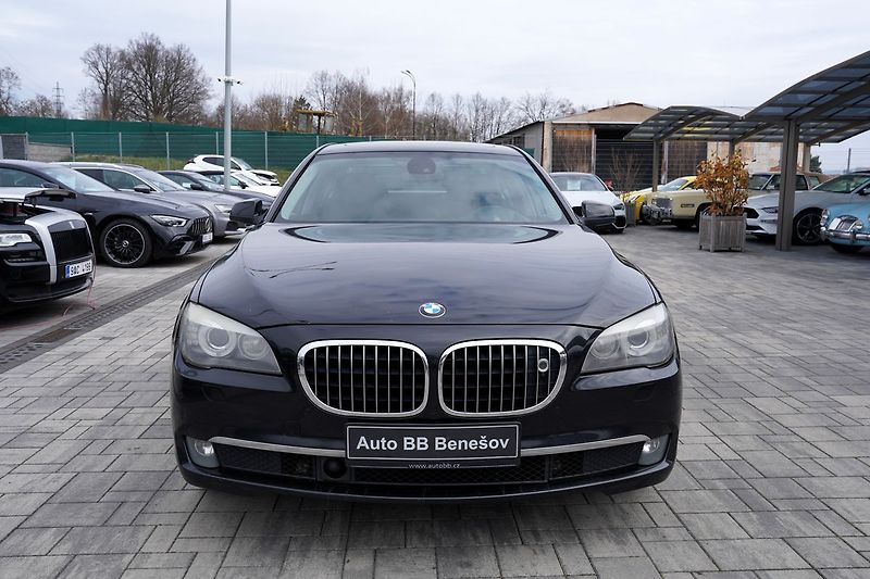 BMW Řada 7 730d  NEPOJÍZDNÉ, - fotka 1 z 45