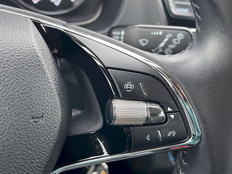 Škoda Fabia (2021) 1.0 TSI 70kW Ambition Plus Com - fotka 10 z 30