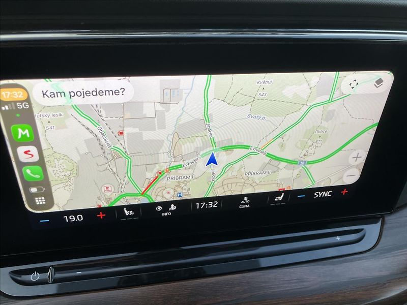 Škoda Octavia 2,0 SCOUT,TAŽNÉ,WEBASTO,CANTON - fotka 37 z 44