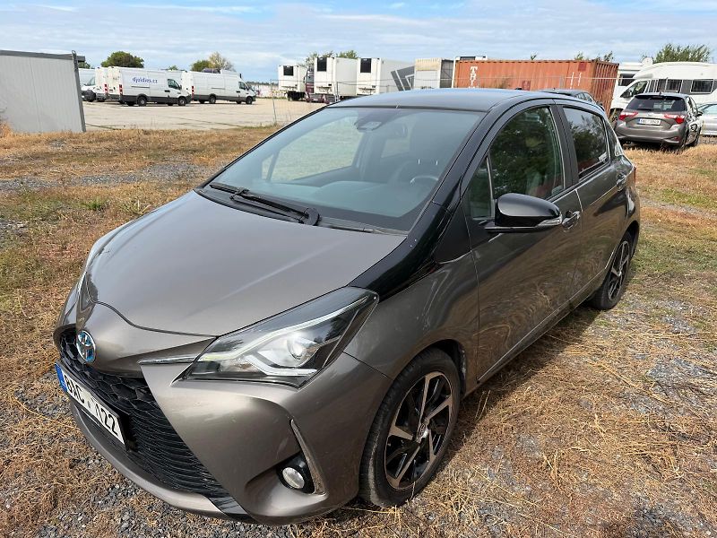 Toyota Yaris (2019) 1.5 Hybrid Select - fotka 1 z 9