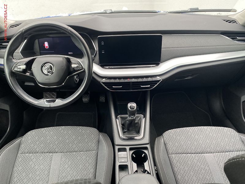 Škoda Octavia (2021) 2.0 TDi, 1.maj,ČR, Style - fotka 8 z 20