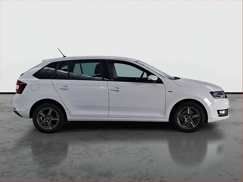 Škoda Rapid (2018) Spaceback 1.4 TSI, Automat - fotka 6 z 15